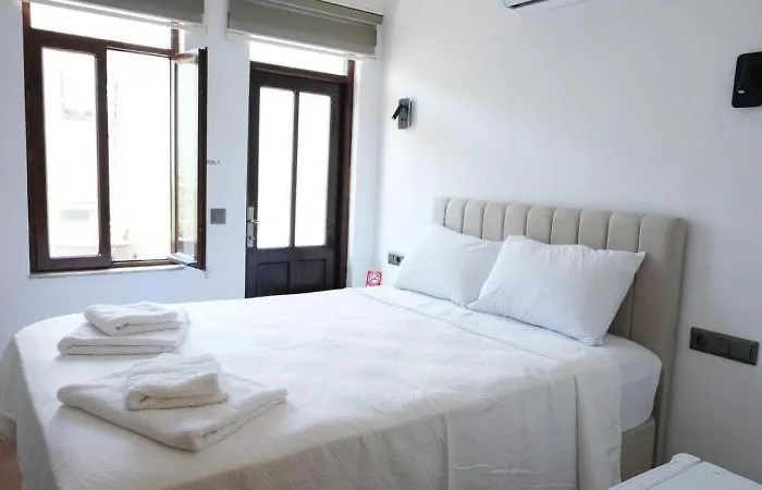 Kashan Bed & Breakfast 3*