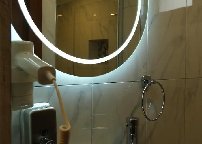 Kashan Bed & Breakfast